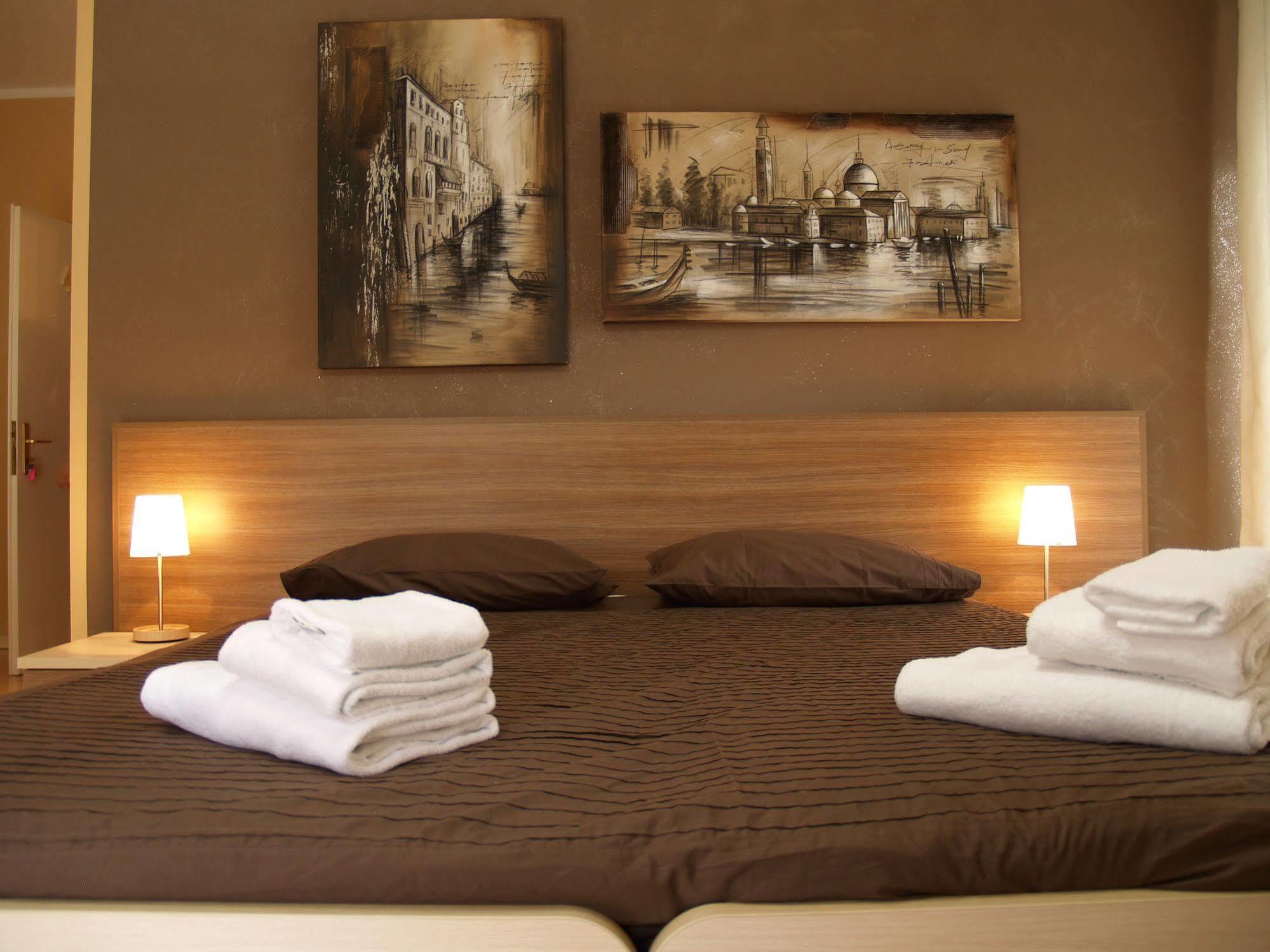 B&B Cameracaffe Centro Ареццо Экстерьер фото