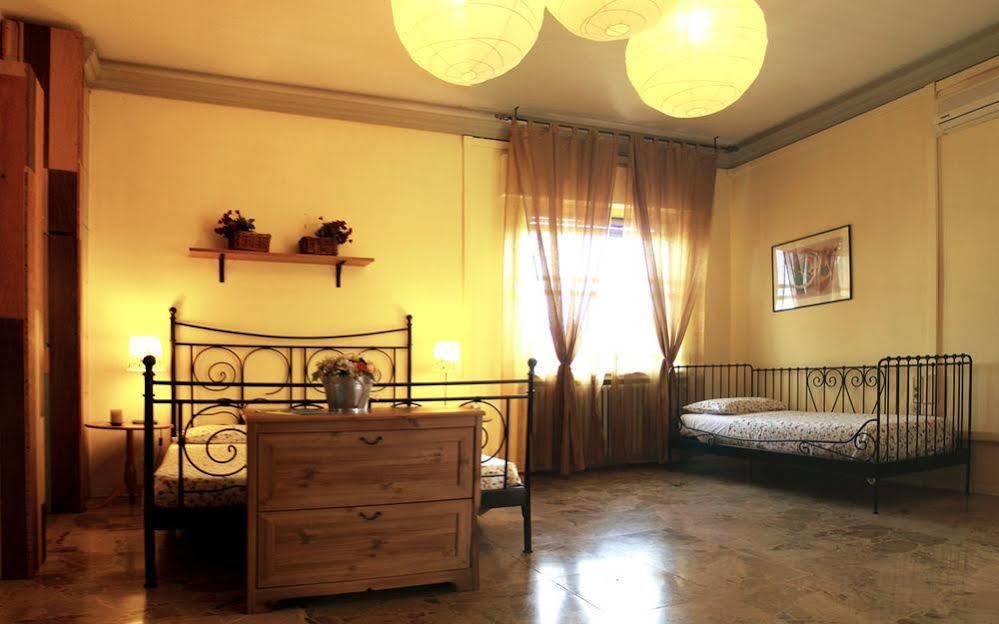 B&B Cameracaffe Centro Ареццо Экстерьер фото